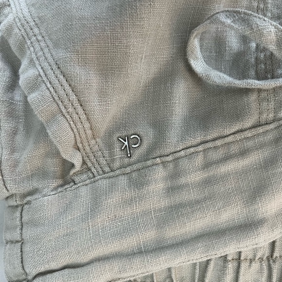 Calvin Klein linen shorts size 8 - Picture 6 of 7